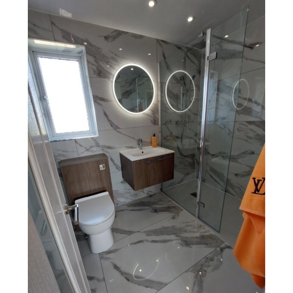 shiny marble tiles