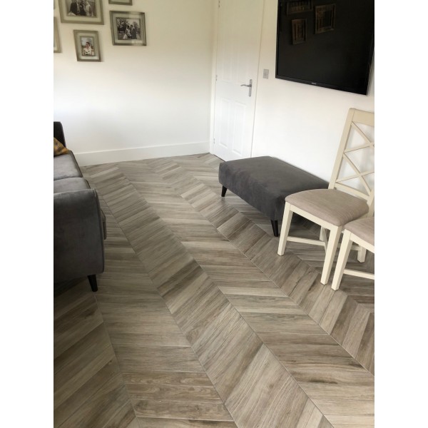 Old English Wood Cendre Chevron...